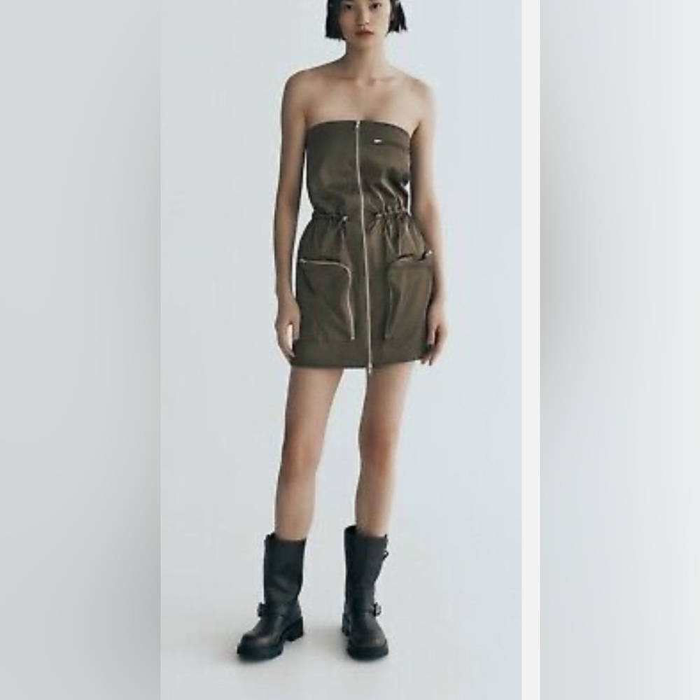 ZARA Khaki Bandeau Combat Cargo
Dress Size small